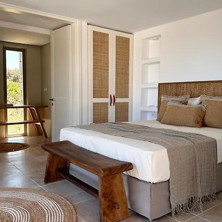Egeo Parikia (Paros)