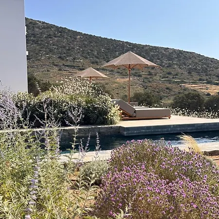 Egeo Paros Casa de hóspedes 4*